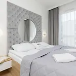 Appartement Praga Arte With Parking & Balcony By Renters Warschau