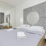 Appartement Praga Arte With Parking & Balcony By Renters *