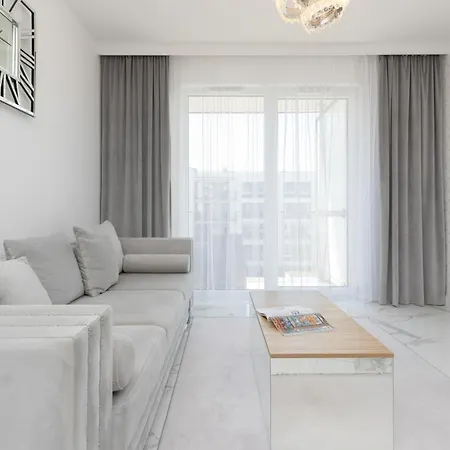 Praga Arte With Parking & Balcony By Renters Varsavia