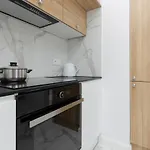 Apartamento Praga Arte With Parking & Balcony By Renters
