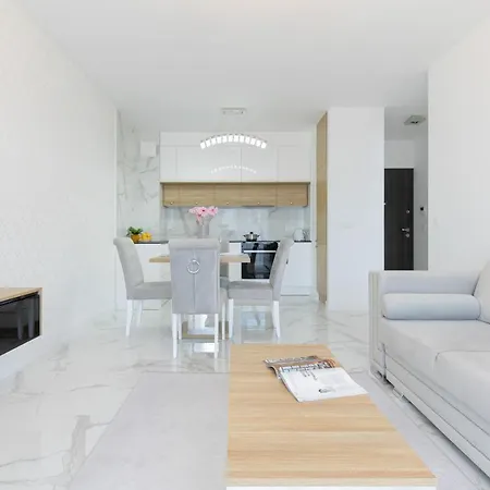 Praga Arte With Parking & Balcony By Renters Lejlighed