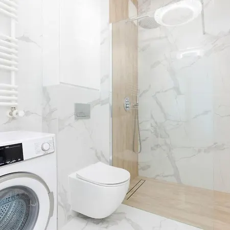 Lejlighed Praga Arte With Parking & Balcony By Renters *