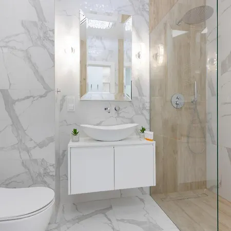 Praga Arte With Parking & Balcony By Renters Lejlighed