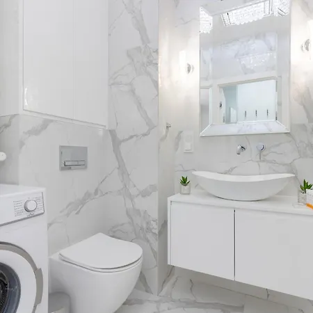 Lejlighed Praga Arte With Parking & Balcony By Renters *